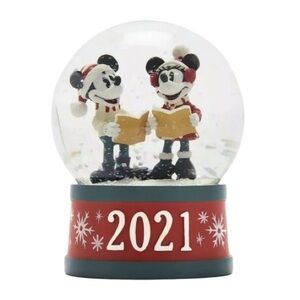 Disney 2021 Christmas Snow globe NIB Mickey Minnie Holiday Caroling Home Decor